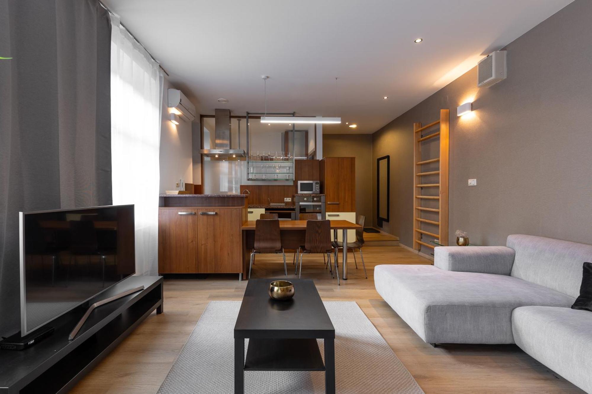 Laurinska Modern Apartment In Direct Centrum Of Bratislava, Air-Condition Luaran gambar